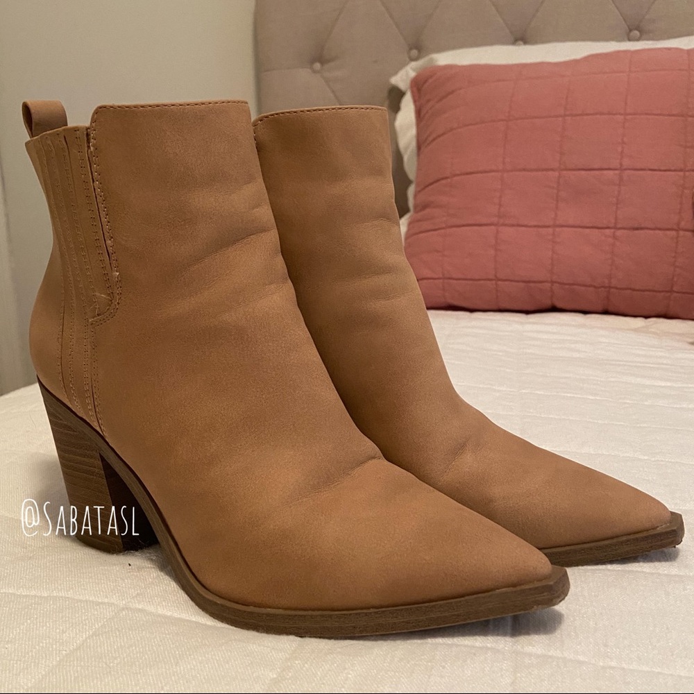 Universal Thread Faux Suede Pointy Toe Boots